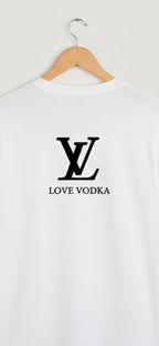T-Shirt "LV" – Love Vodka - VIBECITY