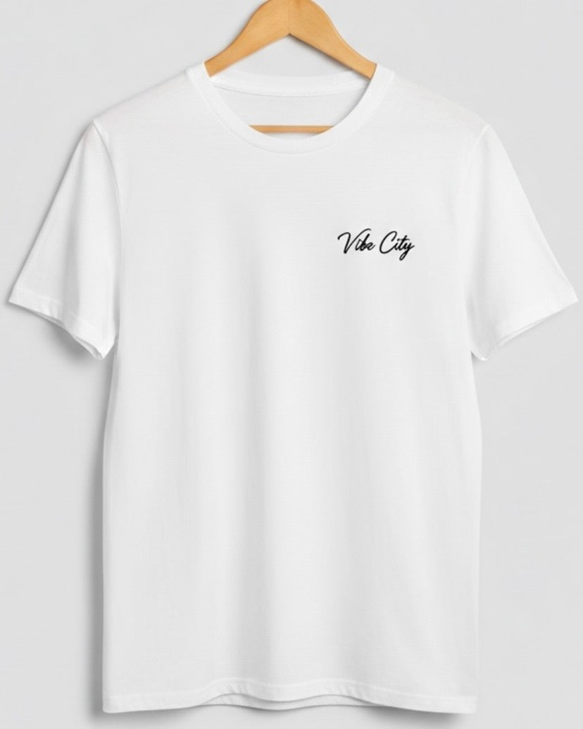 T-SHIRT LA VIE EST COURTE... | PhraseCity | VibeCity